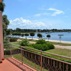 Apartment Lungomare, Umag