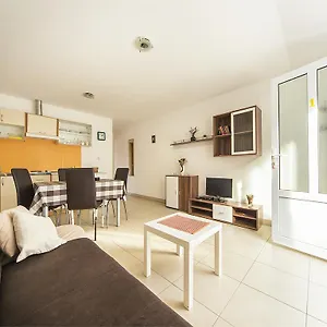 Apartment Katoro Relax, Umag
